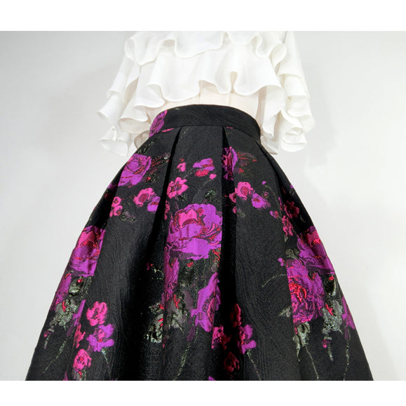躑躅色の花柄刺繍ヘップバーンスカート