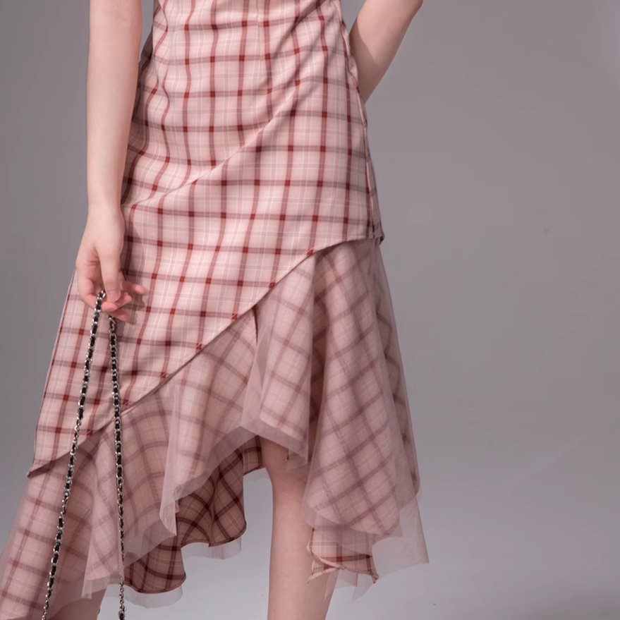 Rose artistic fishtail plaid irregular hem suspender dress
