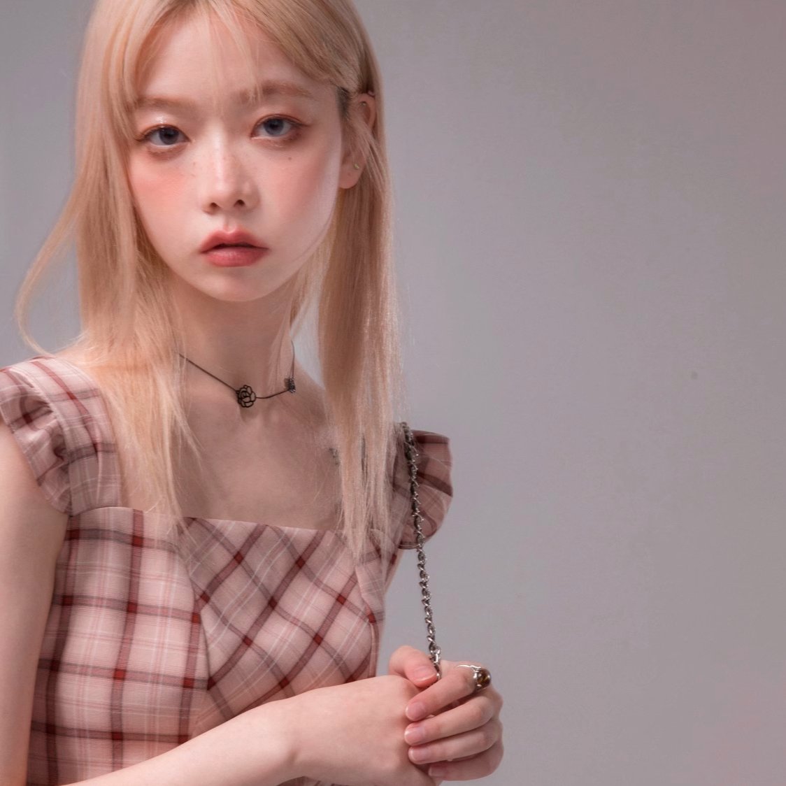 Rose artistic fishtail plaid irregular hem suspender dress