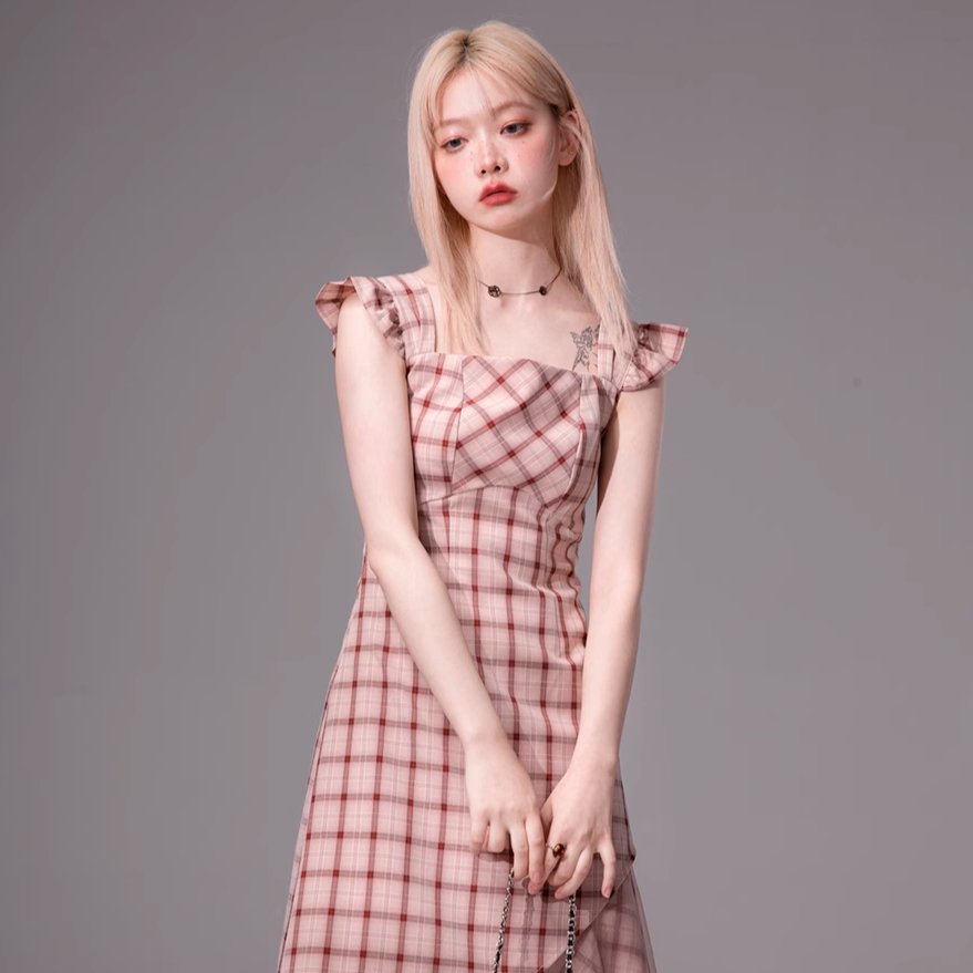 Rose artistic fishtail plaid irregular hem suspender dress