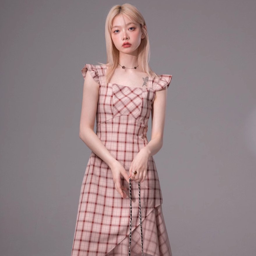 Rose artistic fishtail plaid irregular hem suspender dress