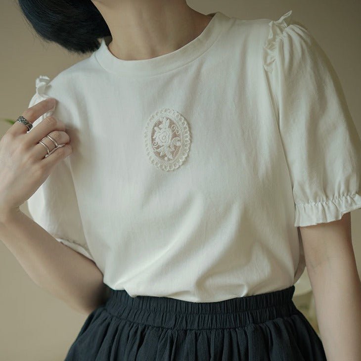 Round neck lantern sleeves rose small white T-shirt