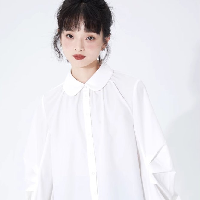 Simple college style pleated silhouette sleeve shirt