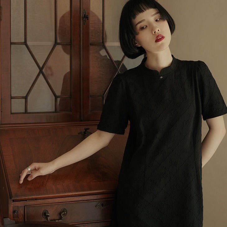 Stand collar short sleeve cheongsam style black dress