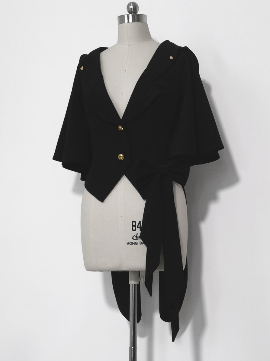 黒兎のお嬢様のフードジャケットとリボンブラウスとハーフパンツ[2023年7月中旬発送予定]